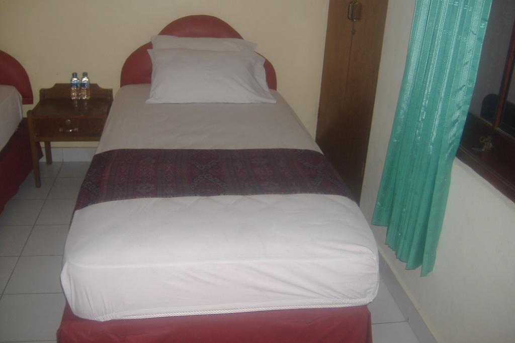 Mustika Inn Kuta Lombok Szoba fotó