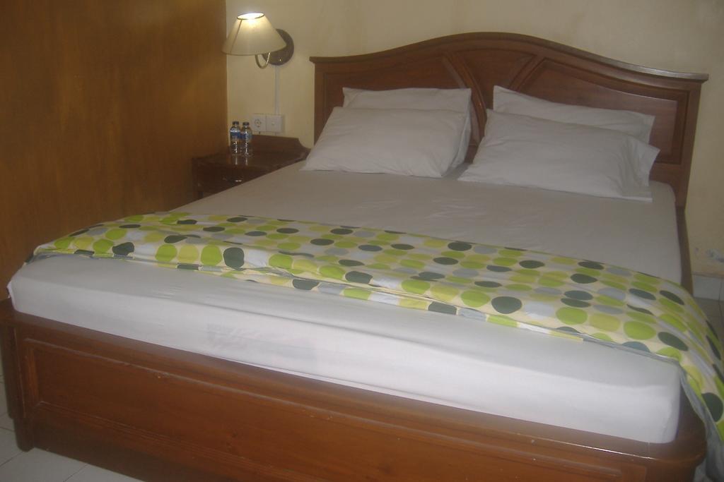 Mustika Inn Kuta Lombok Szoba fotó