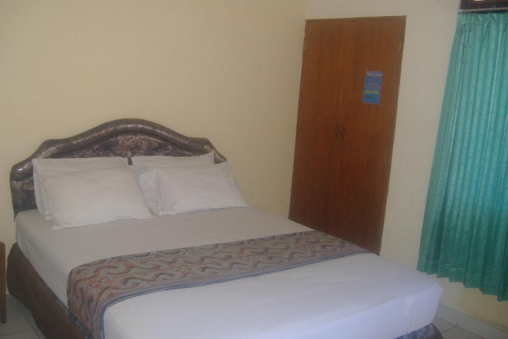 Mustika Inn Kuta Lombok Szoba fotó