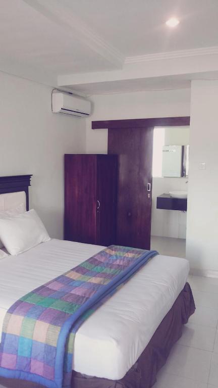 Mustika Inn Kuta Lombok Szoba fotó