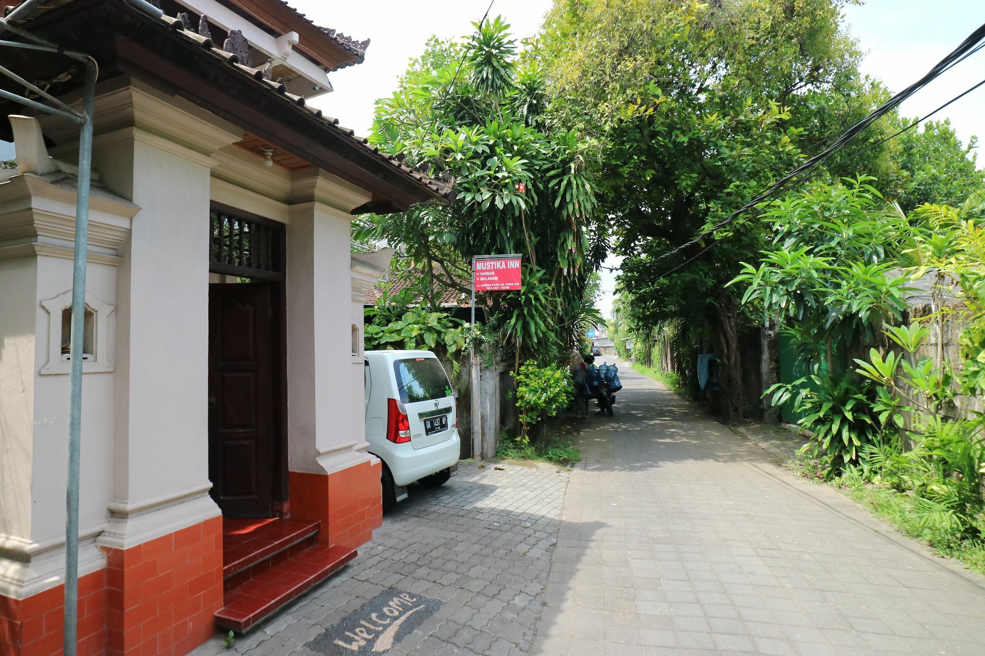 Mustika Inn Kuta Lombok Kültér fotó